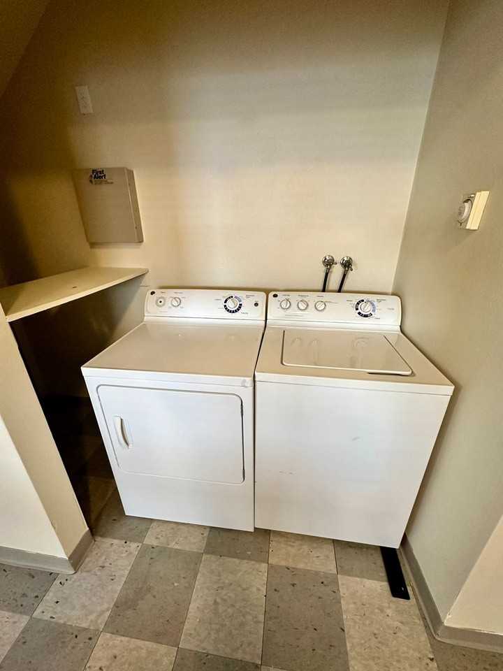 10032 N Lombard St - Photo 3 of 22