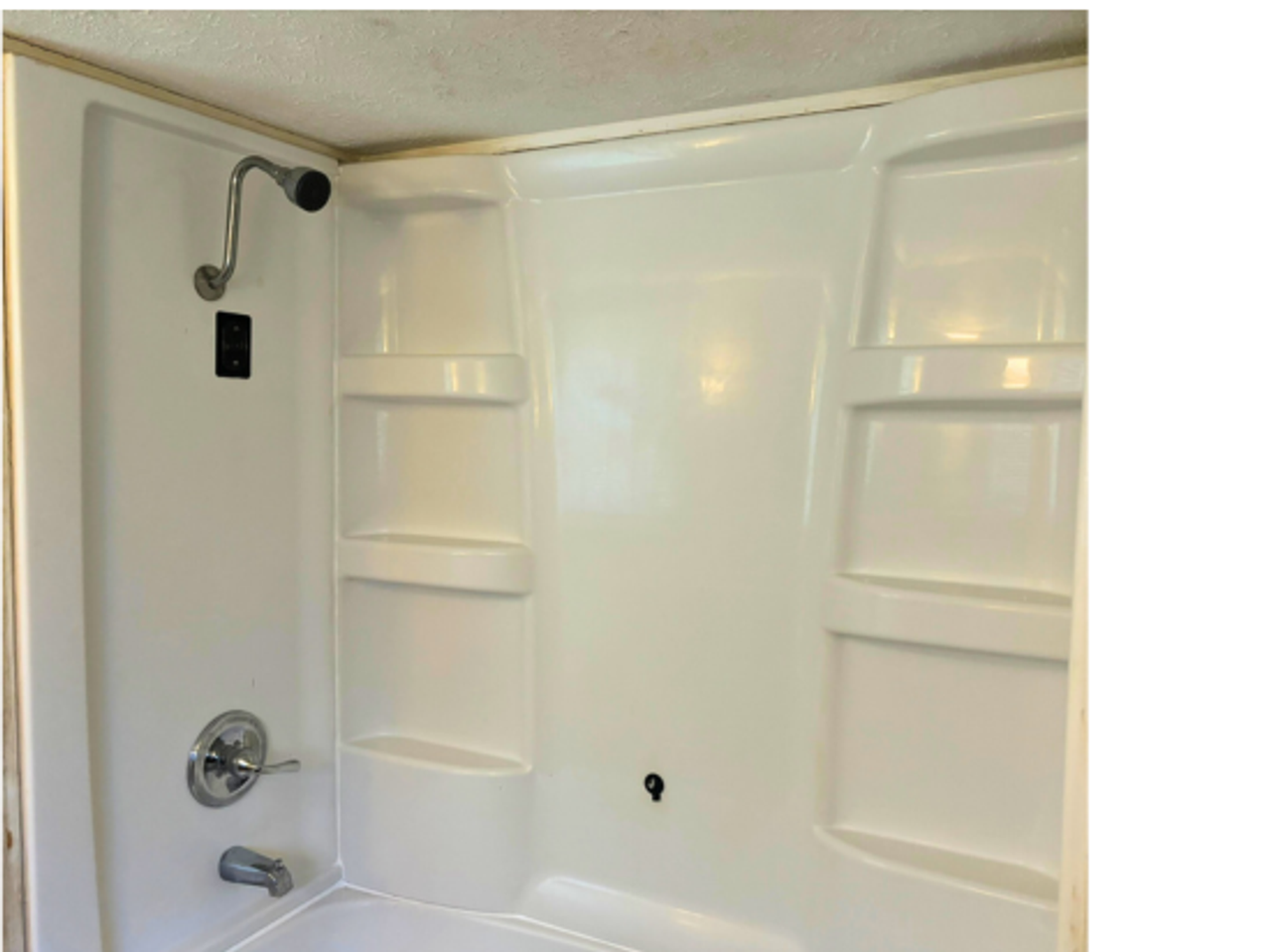 216 W Forest St - Photo 2 of 21