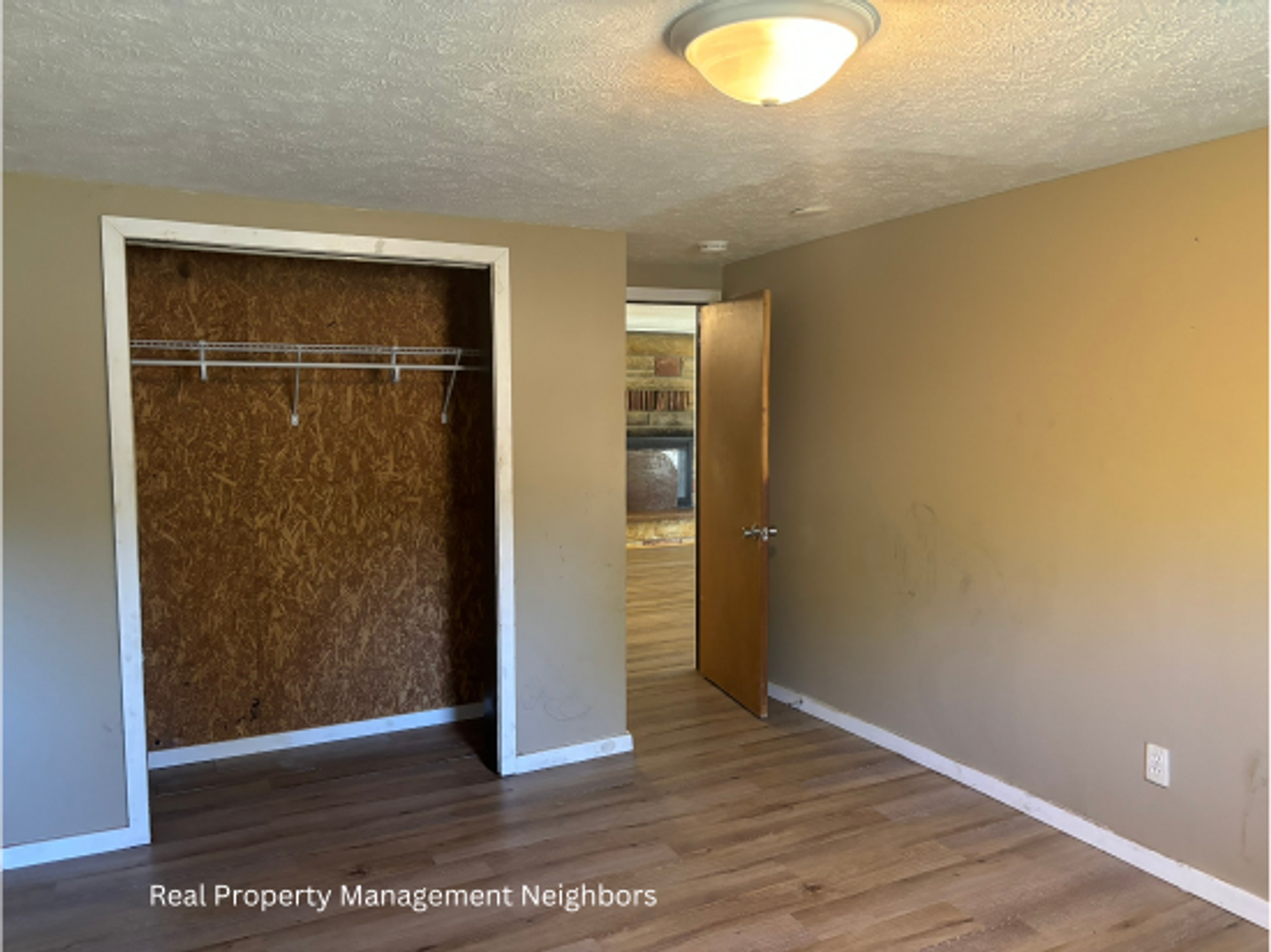 216 W Forest St - Photo 6 of 21