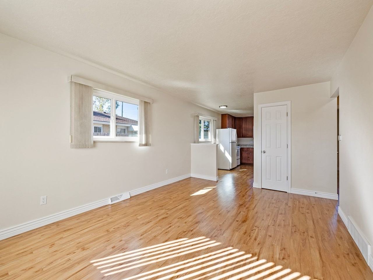 821 35th Avenue Ct - Photo 2 of 18