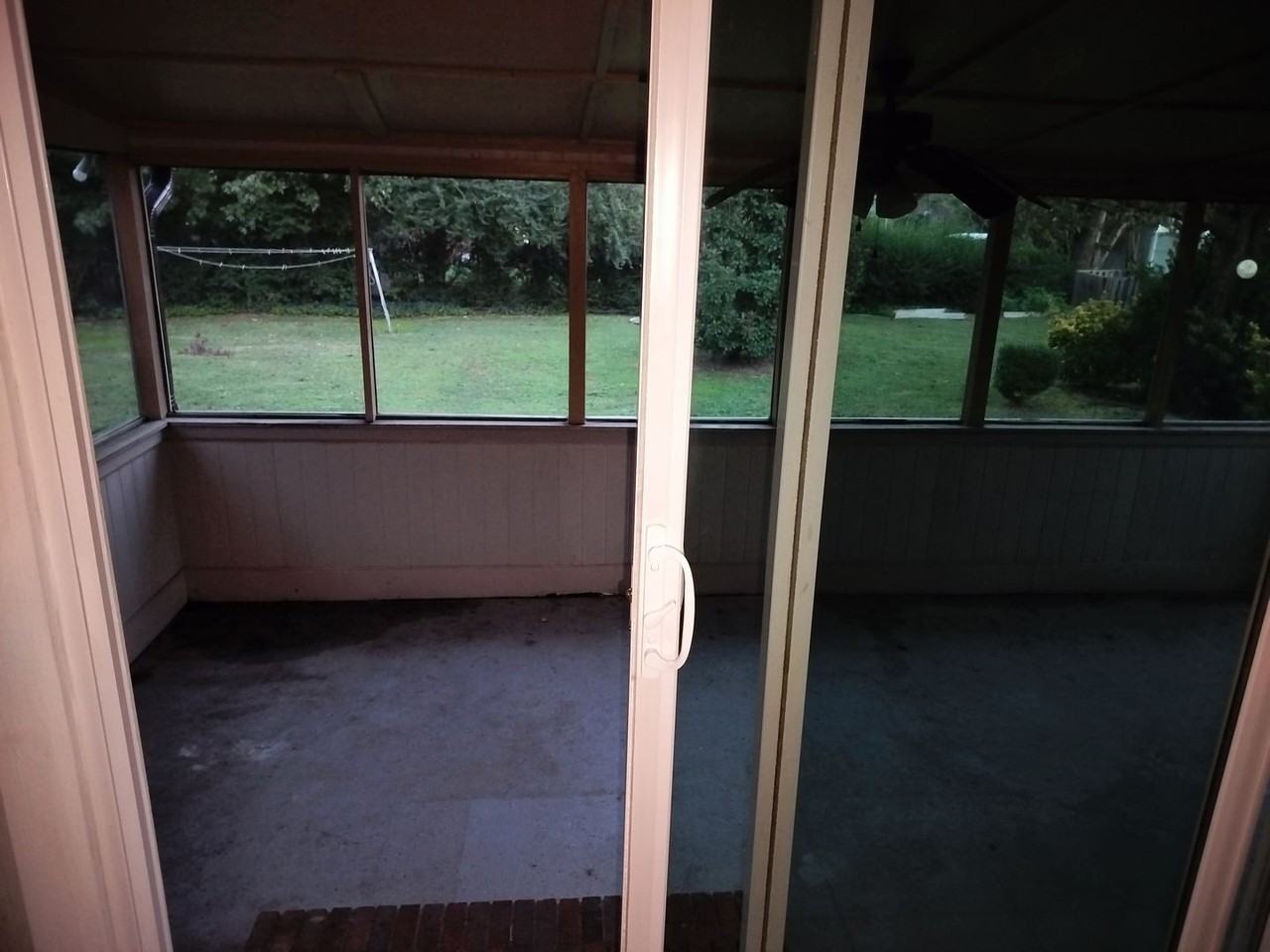 622 Bedford Rd - Photo 4 of 25