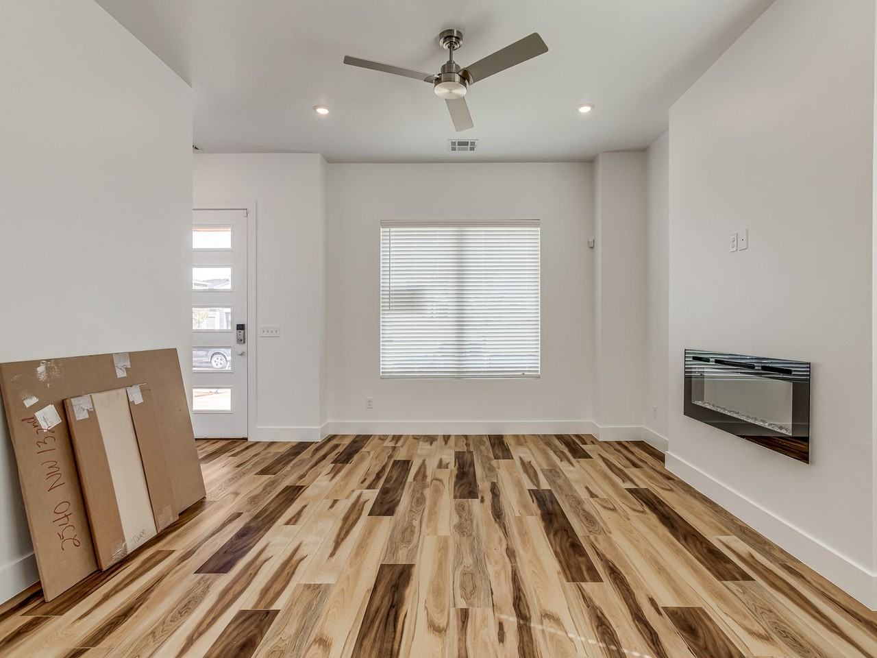 2540 Nw 132nd Pl - Photo 5 of 30
