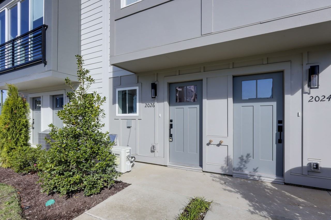 2026 Edison Park Ln - Photo 3 of 27