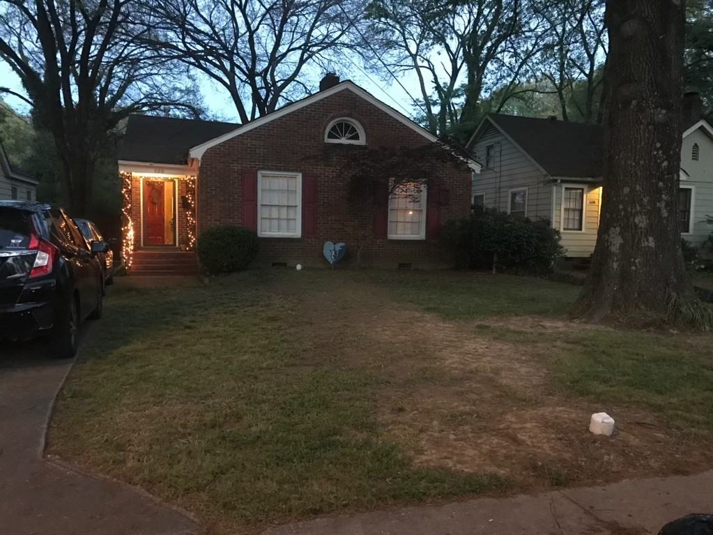 220 Alexander St #NA - Photo 2 of 25