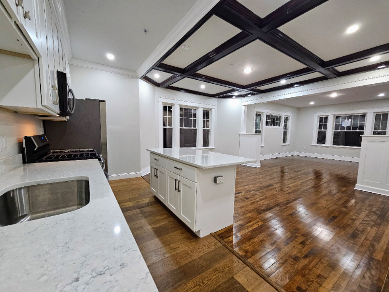 12 Woodford St - Photo 6 of 50