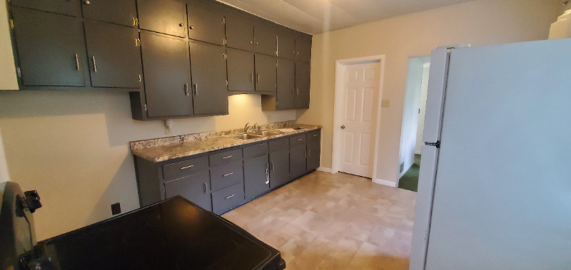 120 Quincy St - Photo 2 of 15