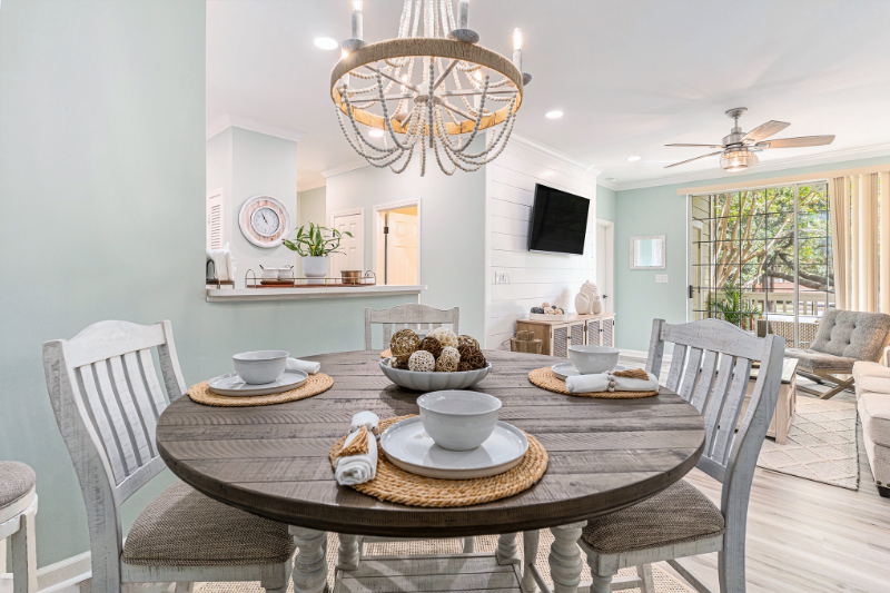 1600 Long Grove Dr #115 - Photo 4 of 19