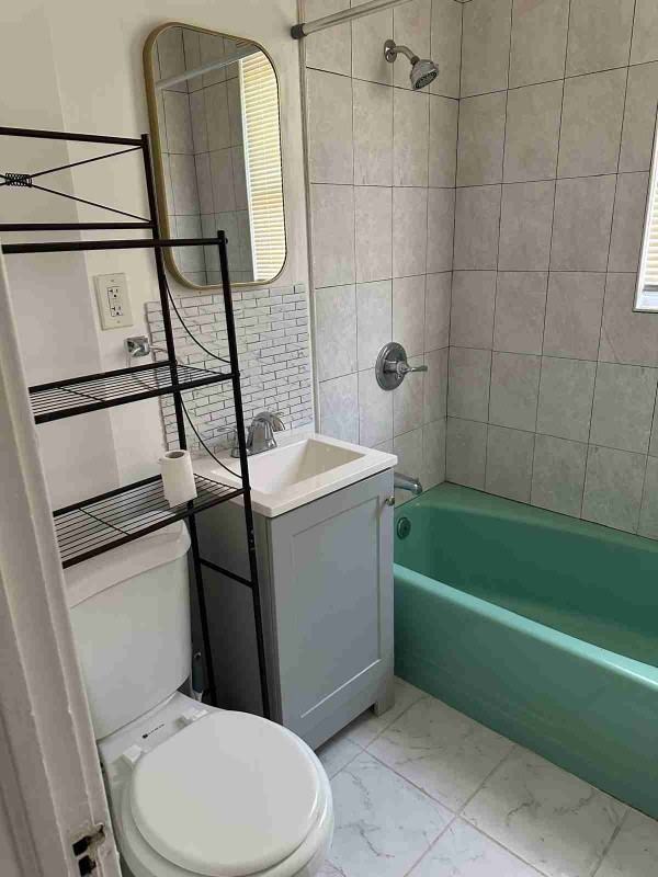 204 W 16th St #2NFFL - Photo 2 of 6