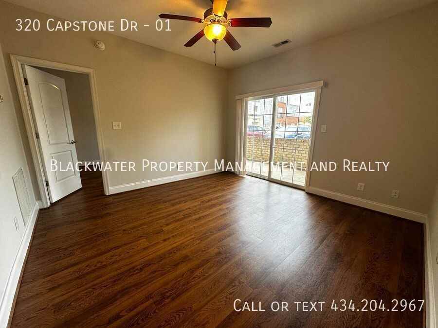 320 Capstone Dr #01 - Photo 4 of 22