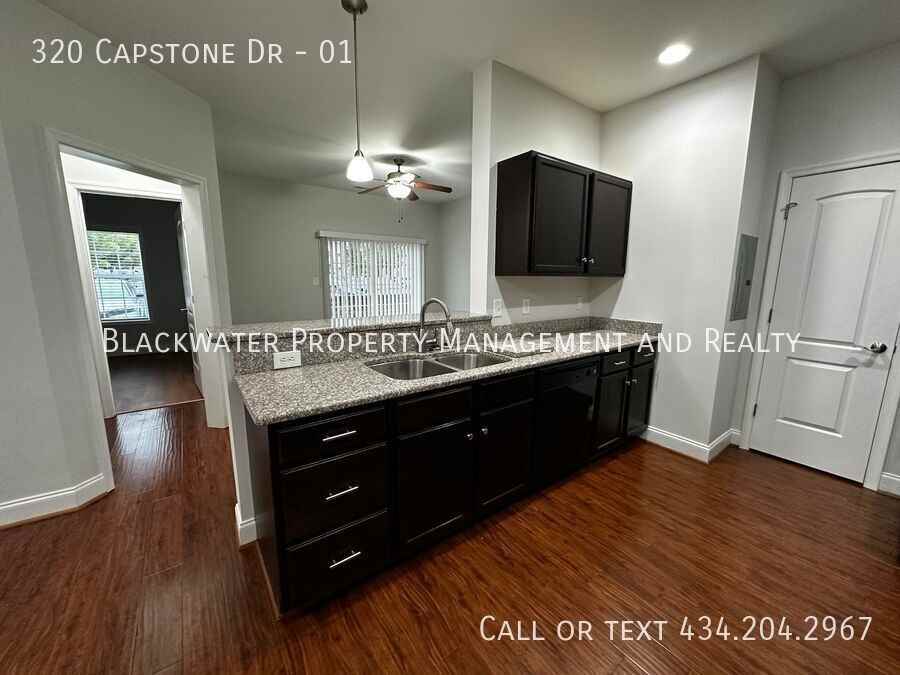 320 Capstone Dr #01 - Photo 7 of 22