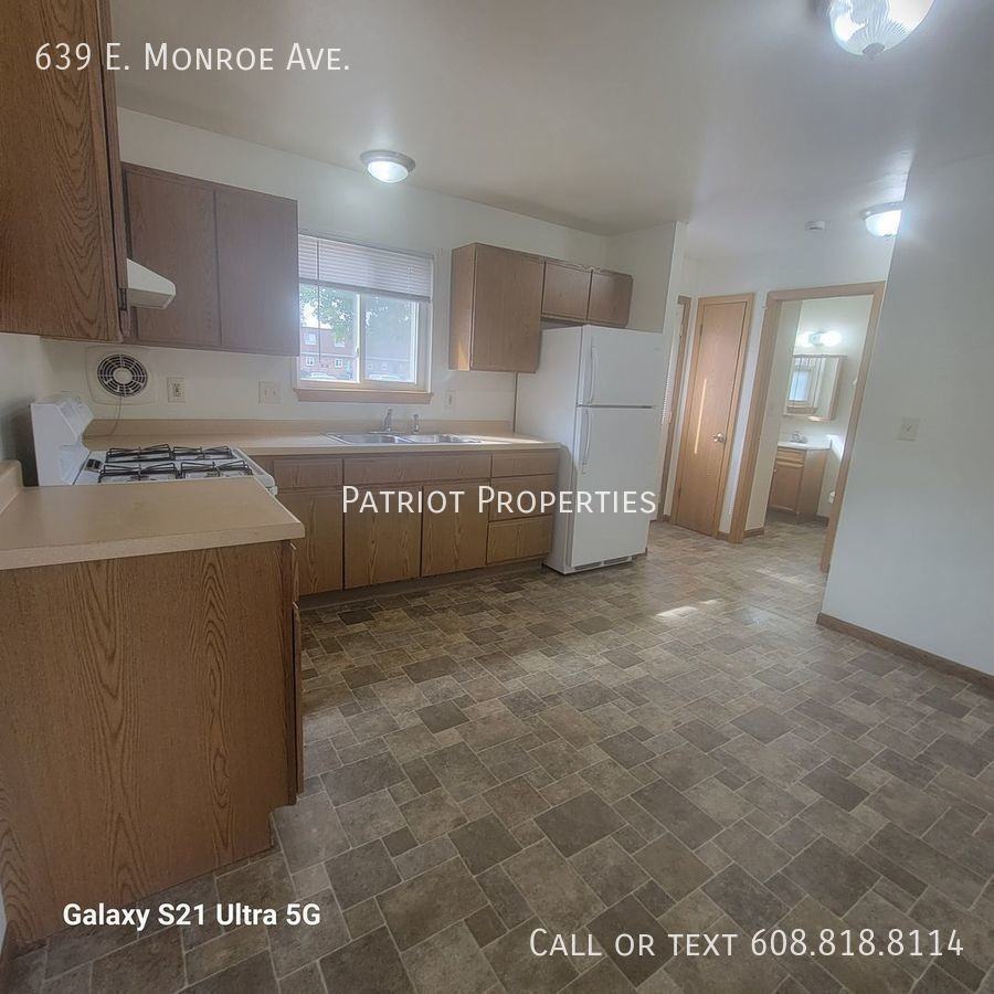 639 E Monroe Ave - Photo 3 of 19