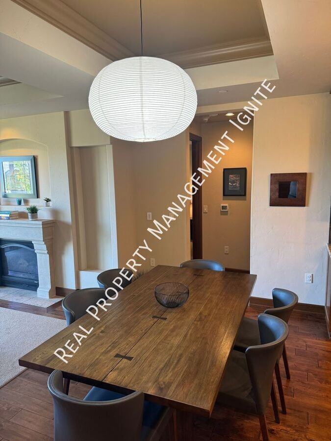 363 Sw Bluff Dr #209 - Photo 5 of 18