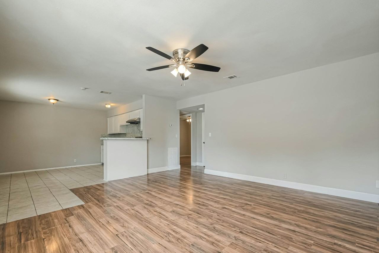 8430 Round Rock Drive, Unit 2 - Photo 7 of 28