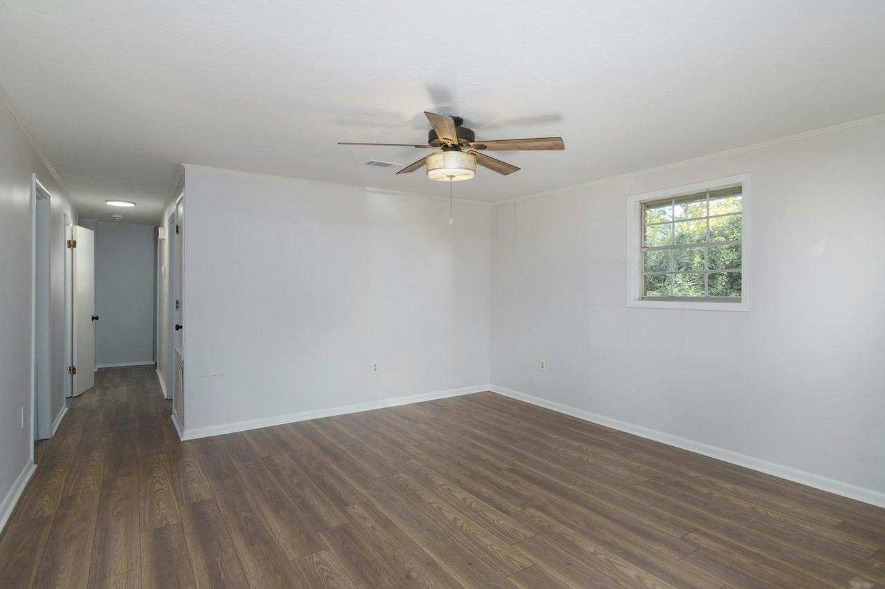 1205 Penton Street - Photo 3 of 18