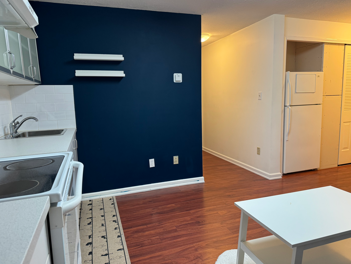 6120 Vine Street - Photo 3 of 7