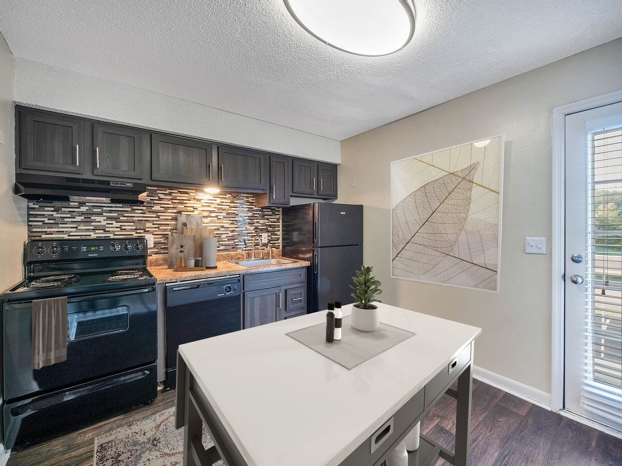 The Hills at Oakwood Apartment Homes - Photo 4 of 40