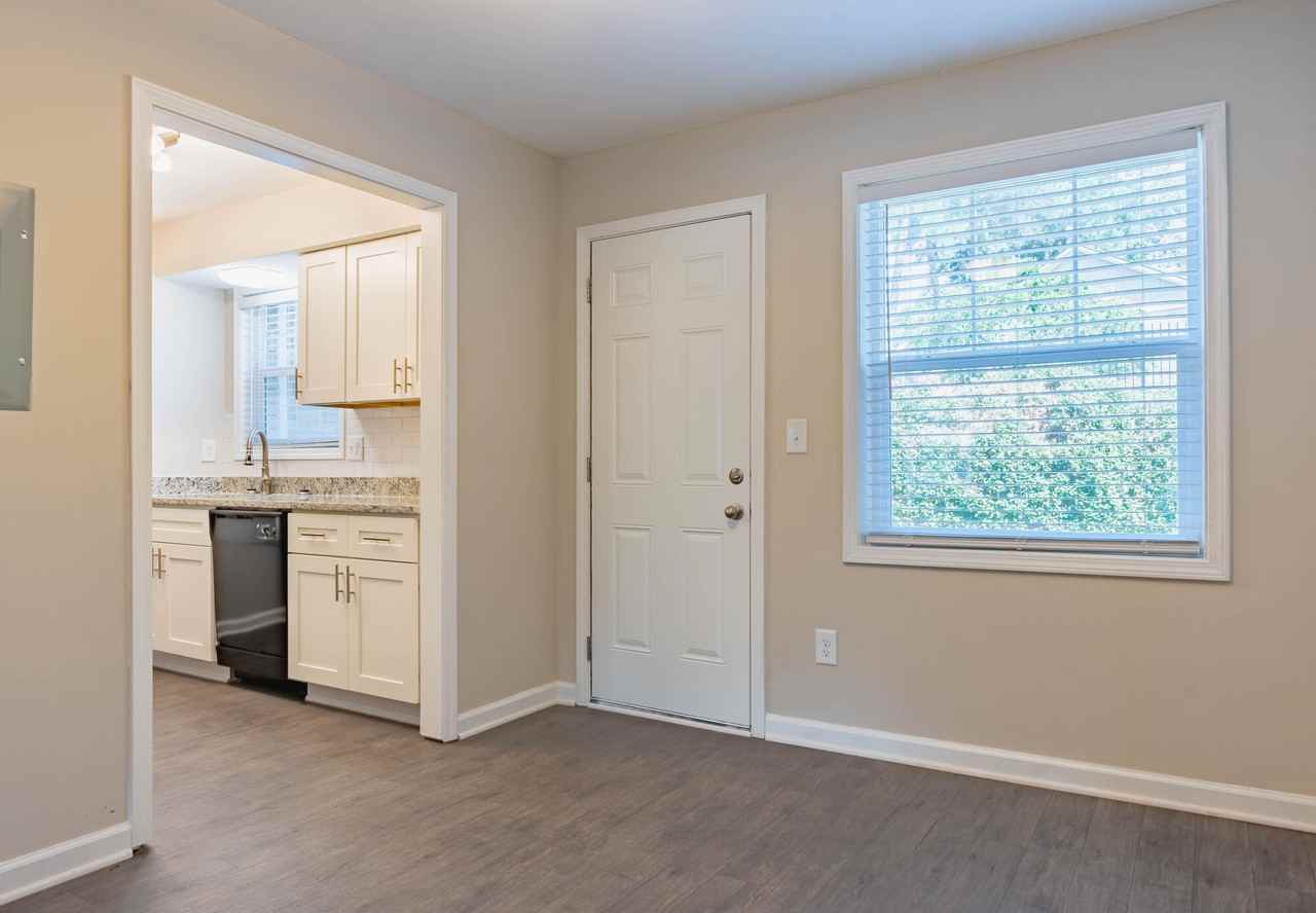 The Grove at Six Hundred Apartment Homes - Photo 4 of 37