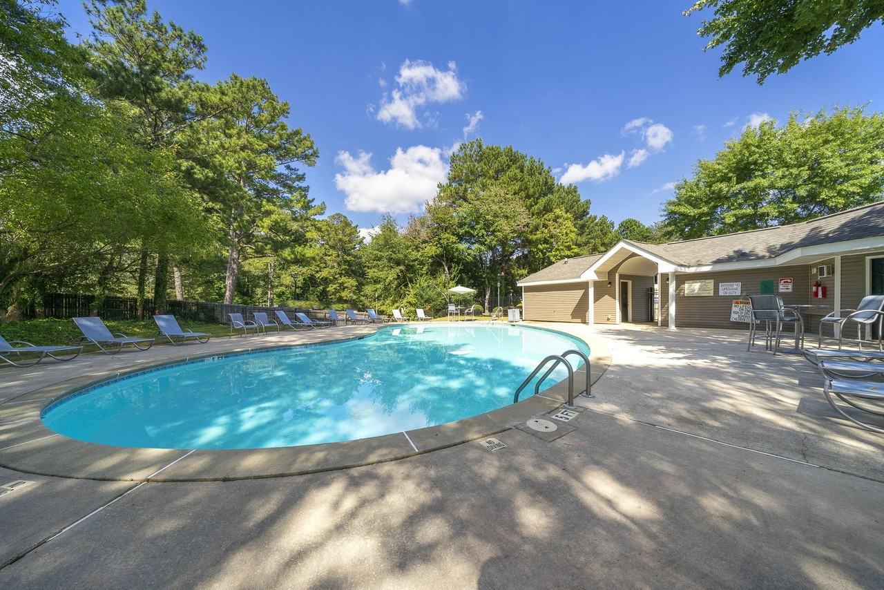 The Greens at Cascade Apartment Homes - Photo 7 of 25