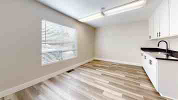 featured image of 1300 West St