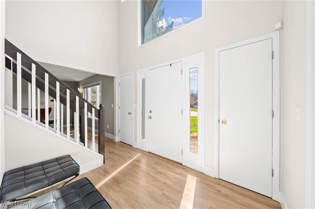 32875 Aspen Glen Dr - Photo 2 of 46