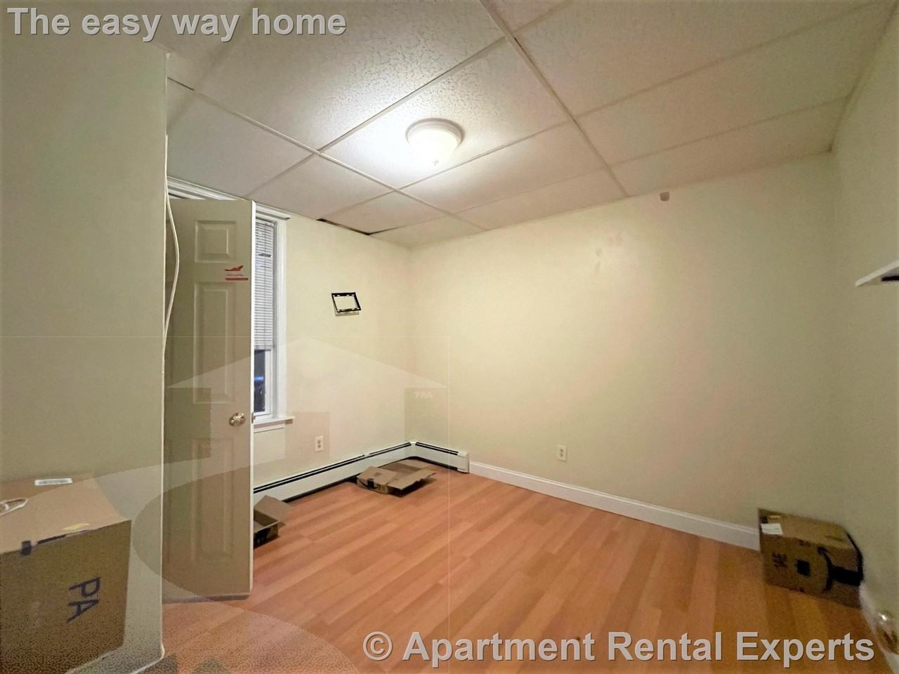 241 Columbia St #1 - Photo 3 of 3