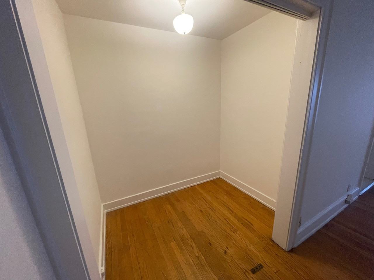 1512 E. Royall Place - Photo 3 of 13