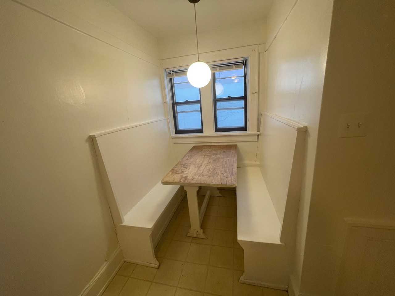 1512 E. Royall Place - Photo 4 of 13