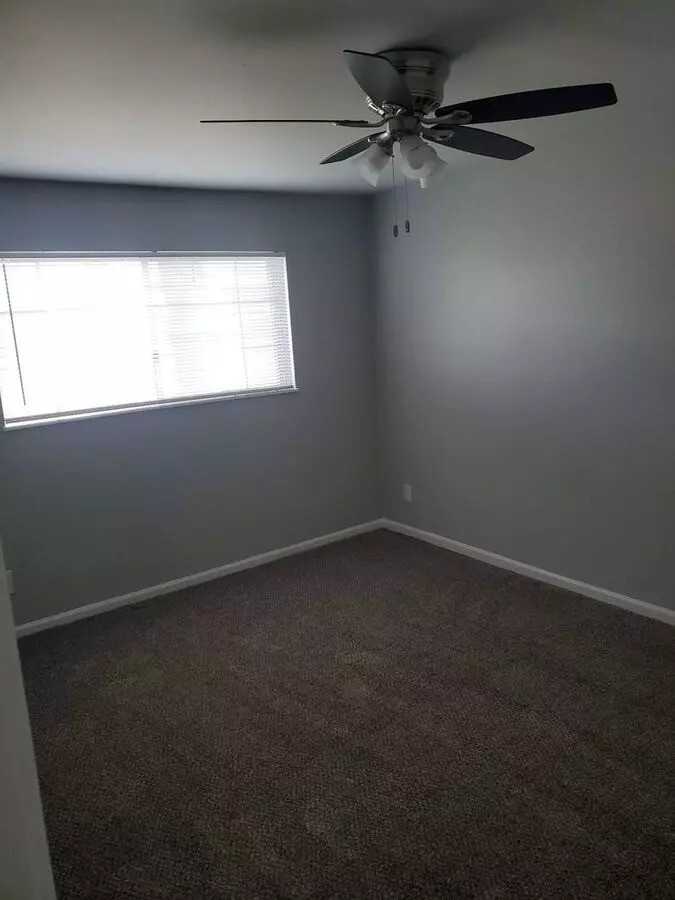 Stratford East Apartments - Photo 2 of 50