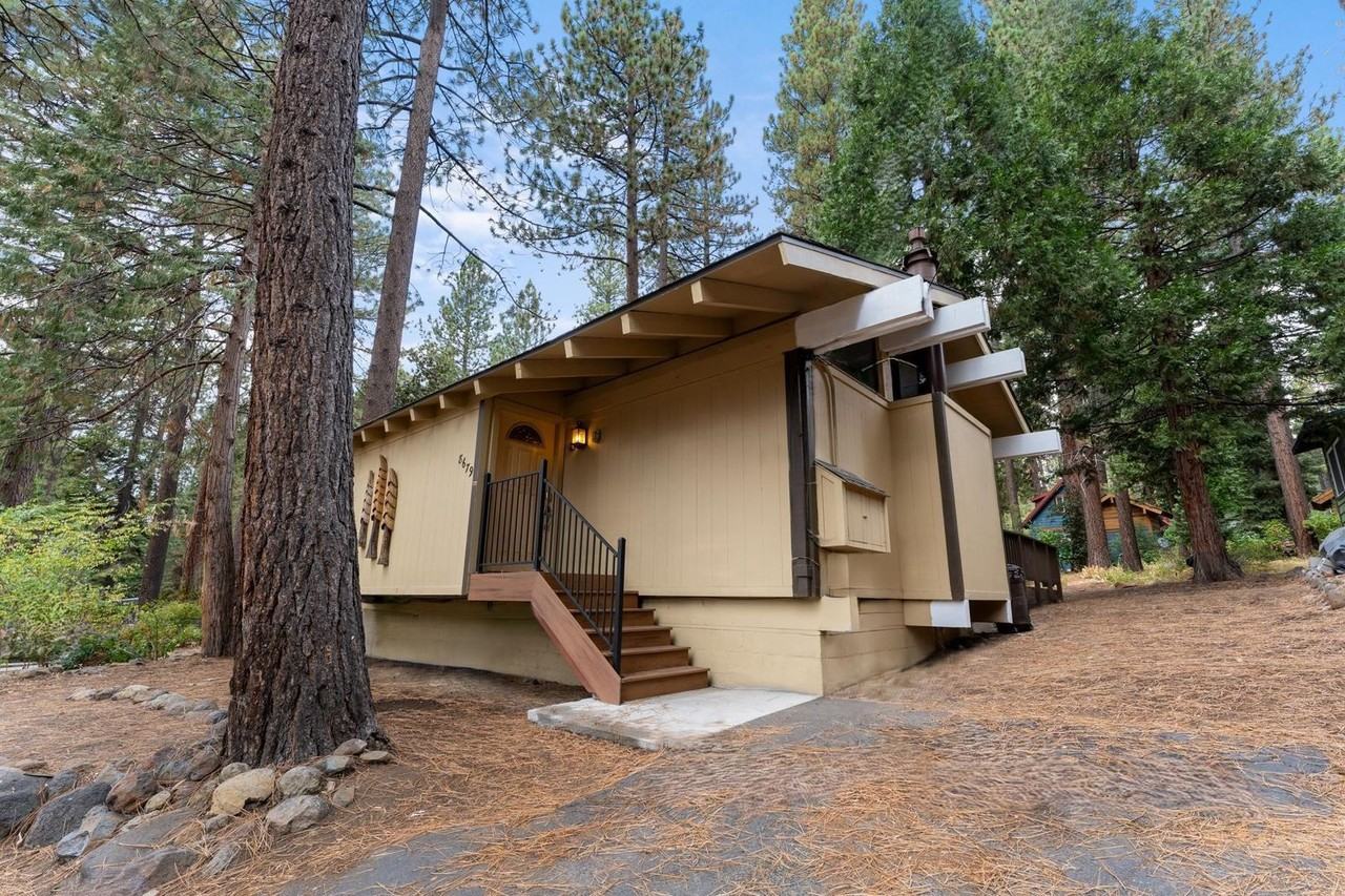 8679 Dolly Varden Avenue - Photo 3 of 25