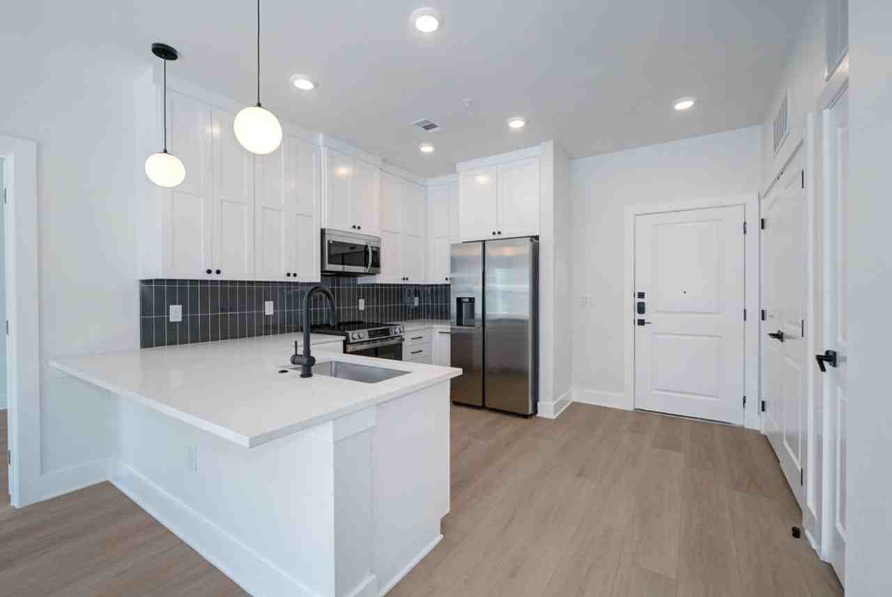 3000 Duval St - Photo 7 of 27