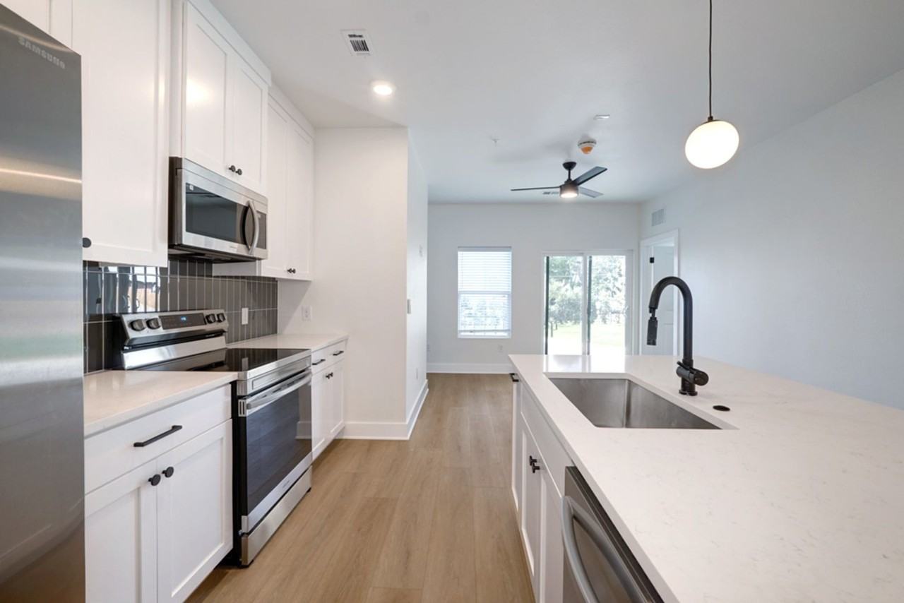 3000 Duval St #202 - Photo 7 of 30