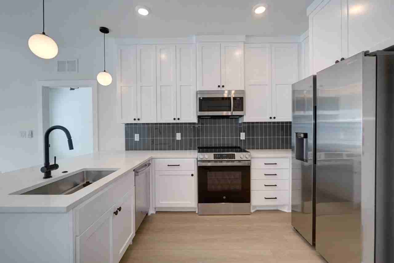 3000 Duval St #303 - Photo 4 of 29