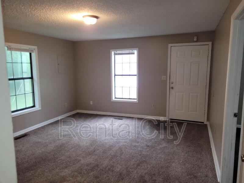 1721 Glen St #A - Photo 2 of 10