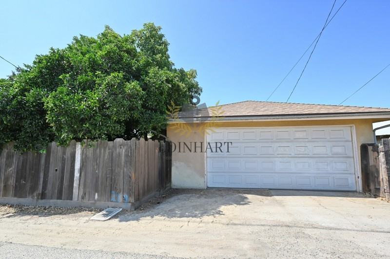 219 N 6th St - Photo 3 of 33