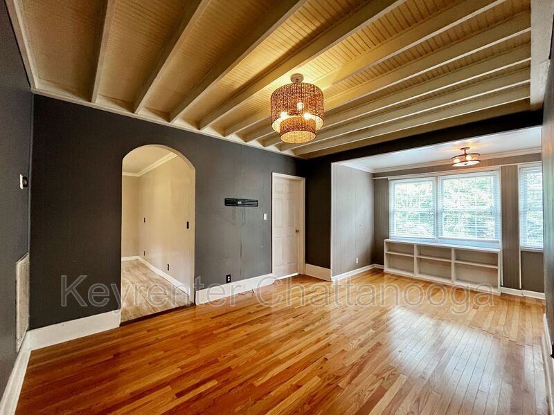 904 Boylston St - Photo 3 of 16