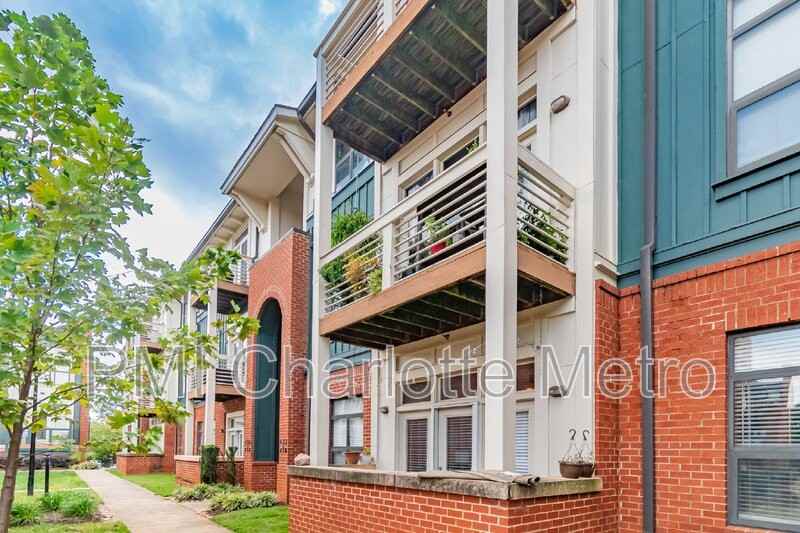 448 New Bern Station Ct - Photo 2 of 22