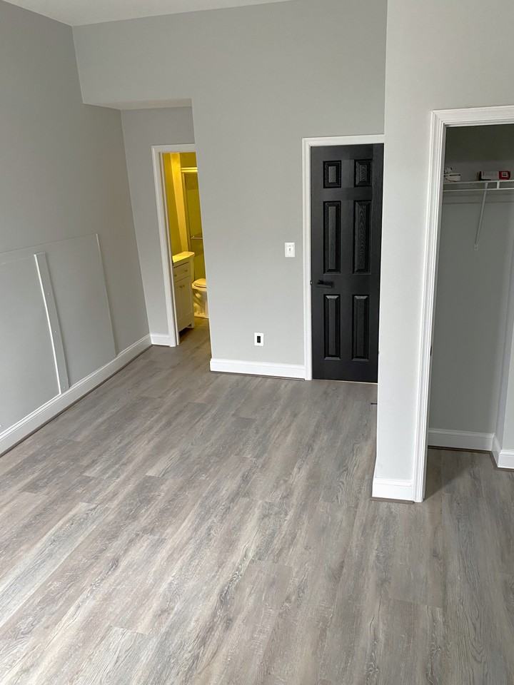 837 North Fulton Avenue - Photo 3 of 25