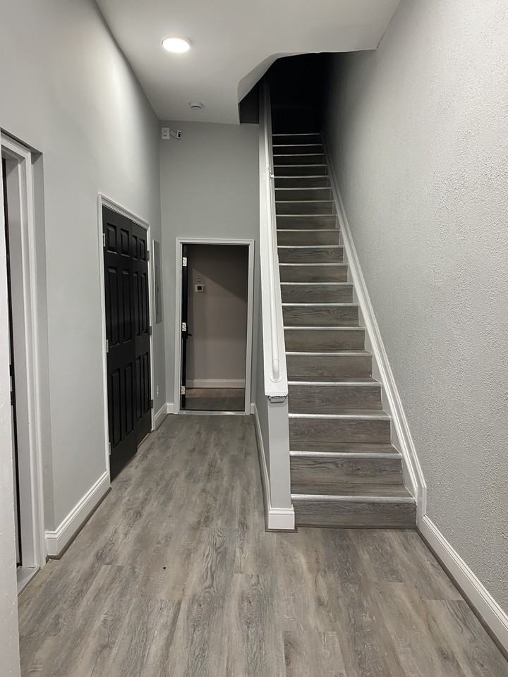 837 North Fulton Avenue - Photo 6 of 25