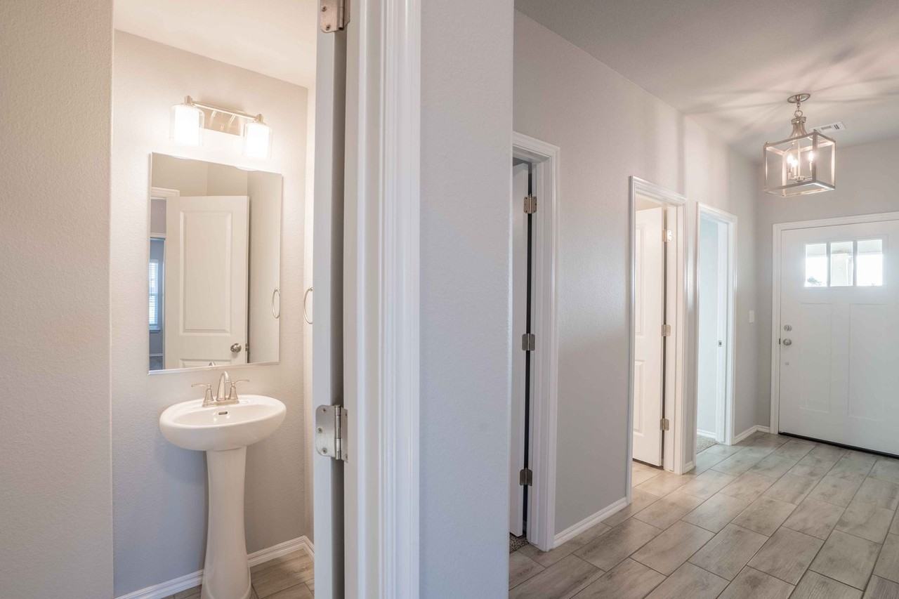 12505 N 130th East Ave - Photo 6 of 17