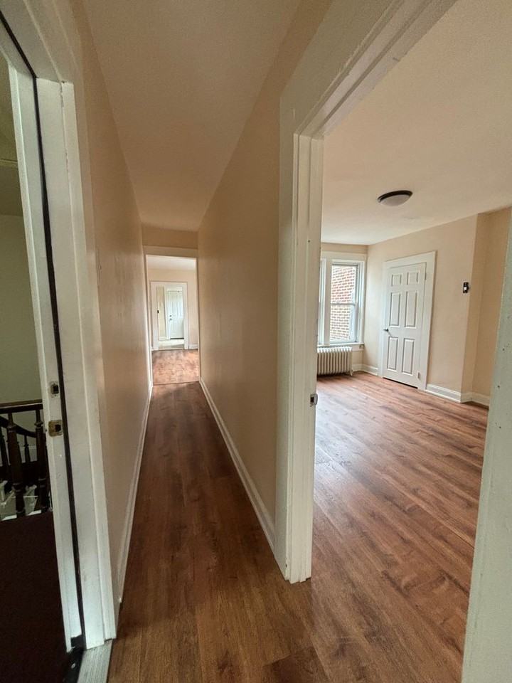 1055 Washington Street - Photo 3 of 19