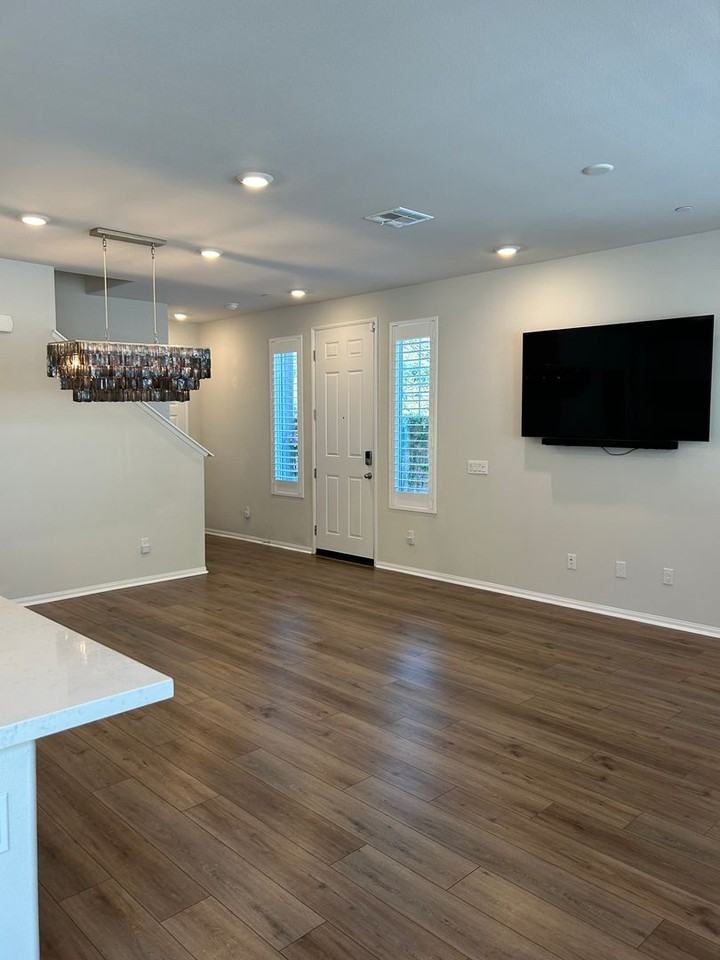 40596 Birchfield Dr - Photo 6 of 32