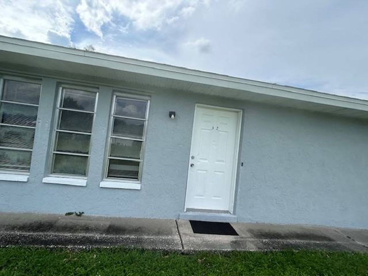 312 Hancock Bridge Pkwy - Photo 2 of 16