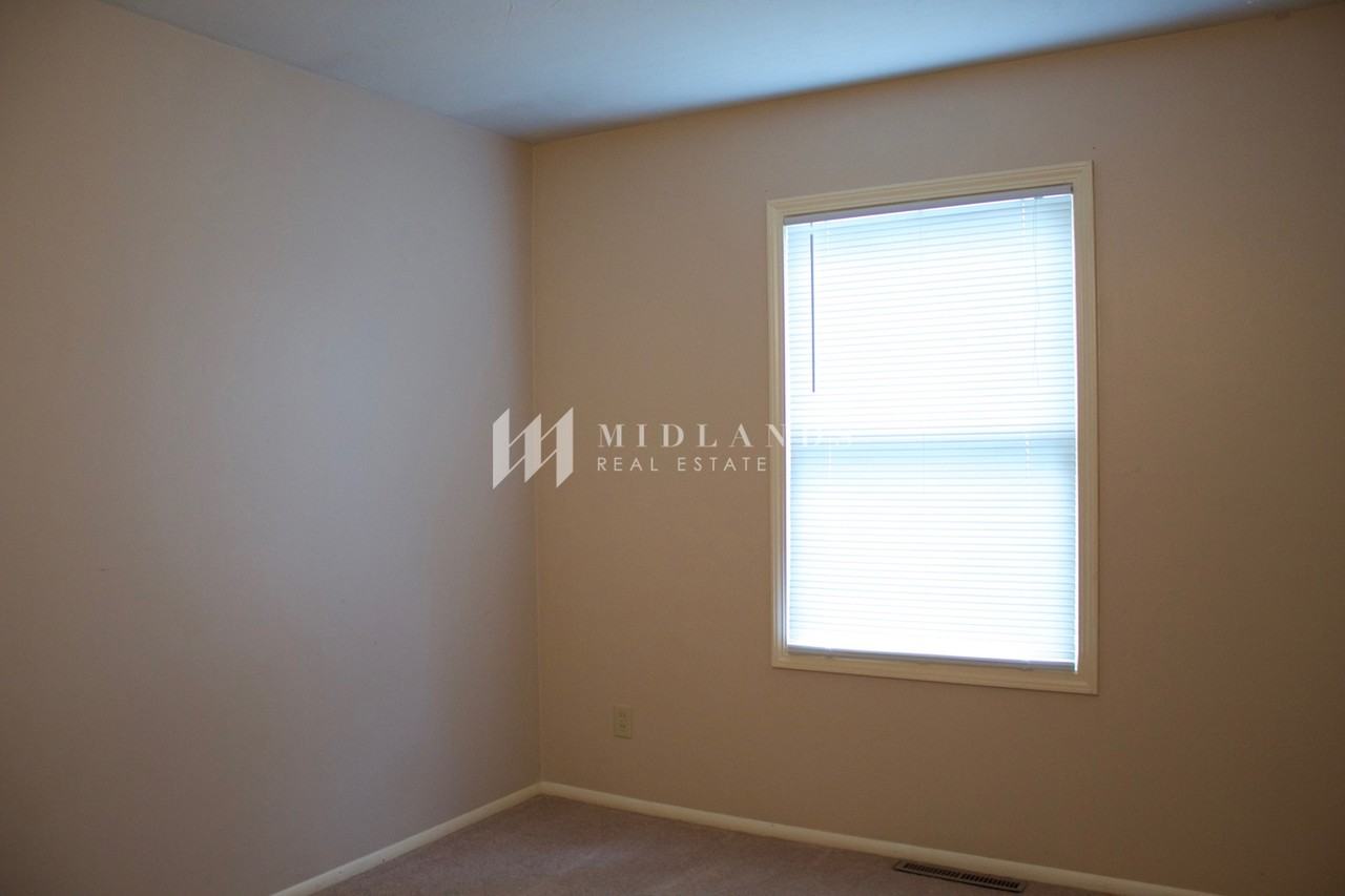 7001 Emiline St - Photo 3 of 8