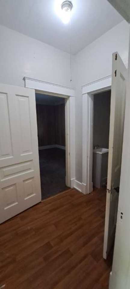 3409 Taylor St - Photo 4 of 8