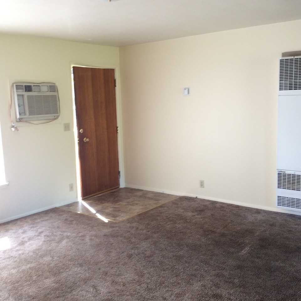 704 Sw Westholm Ave - Photo 3 of 16