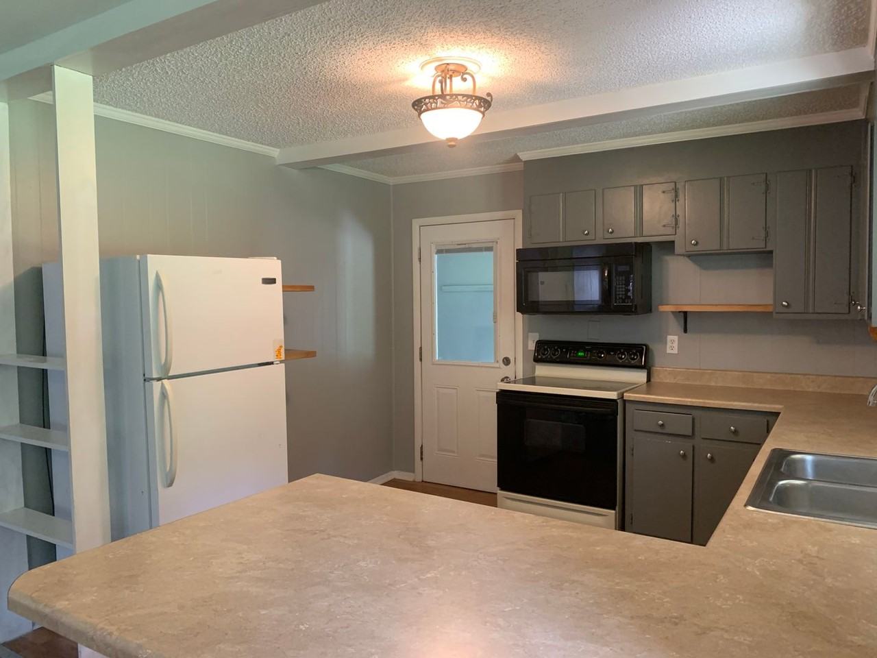 5235 Lickton Pike - Photo 4 of 14
