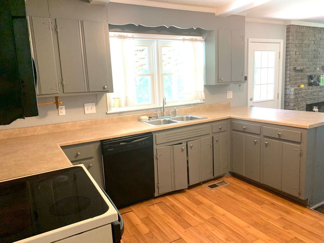 5235 Lickton Pike - Photo 5 of 14