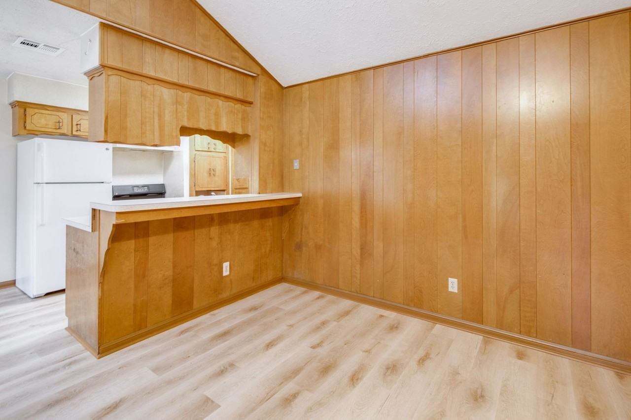 1201 Francis Dr - Photo 7 of 21