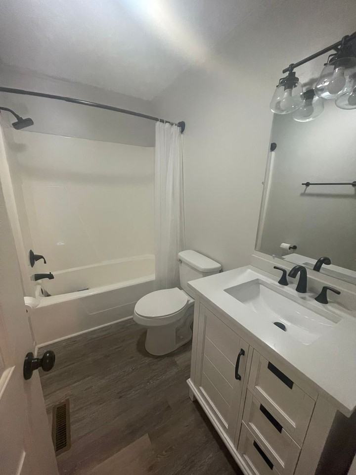 245 Dunlap Rd #4 - Photo 6 of 9