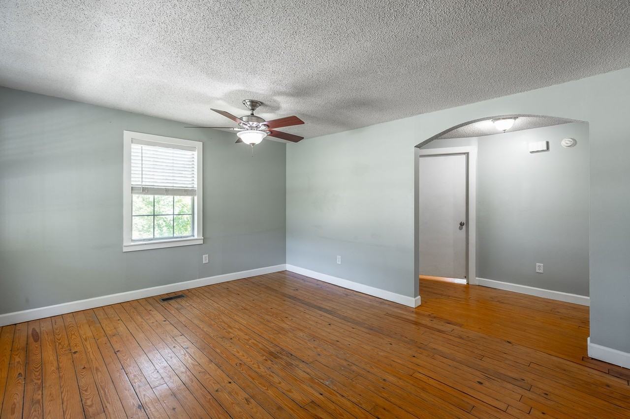 3508 Myrtle Pl - Photo 4 of 18